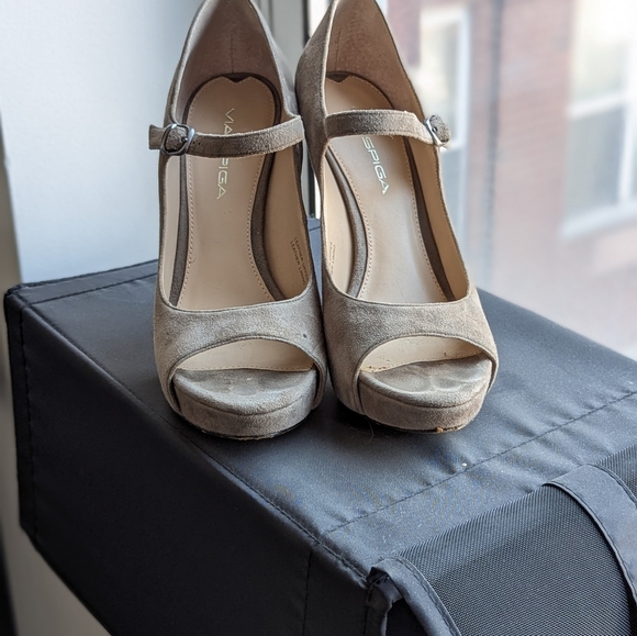 Via Spiga Platform Suede Heels - Picture 3 of 8